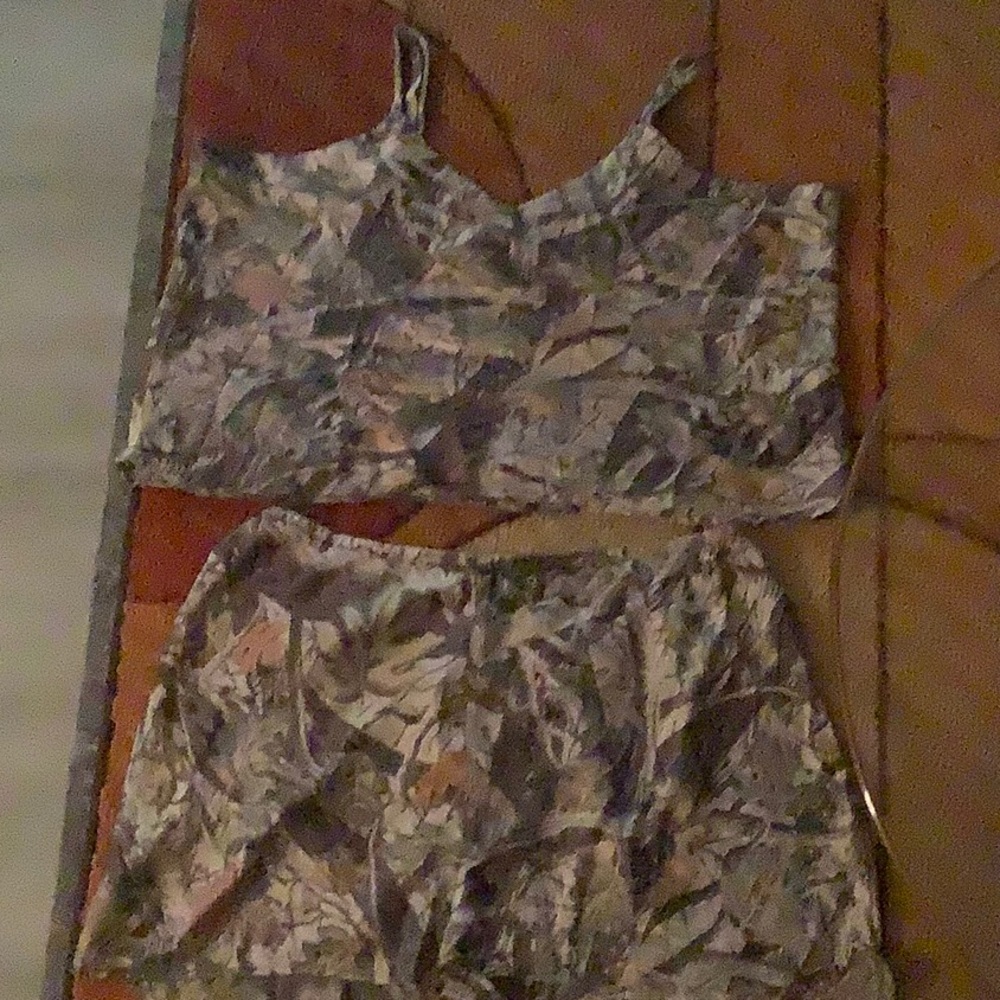 Cabelas 2XL 100% silk two piece pajama set